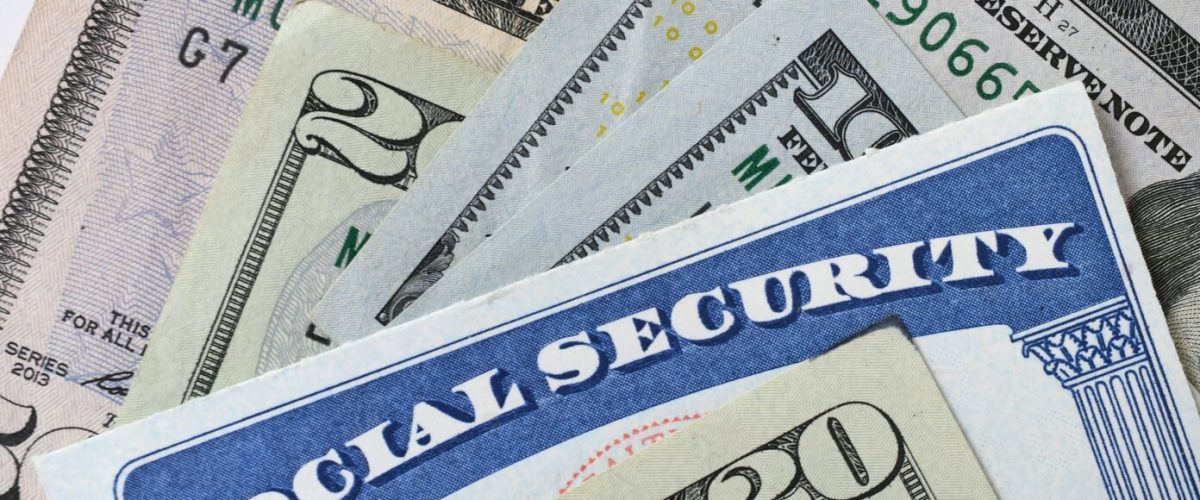 rsz_social-security-card-with-cash-money-dollar-bills--facr3lf